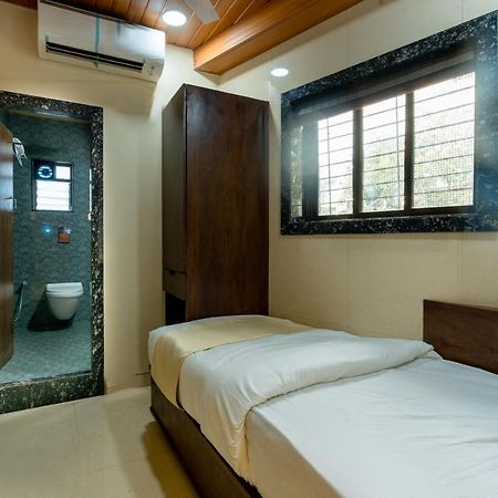 Hotel Empire - Near Mumbai International Airport Exterior photo