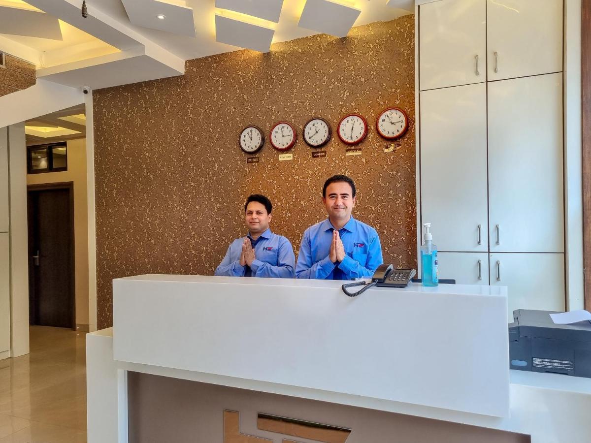Hotel Empire - Near Mumbai International Airport Exterior photo