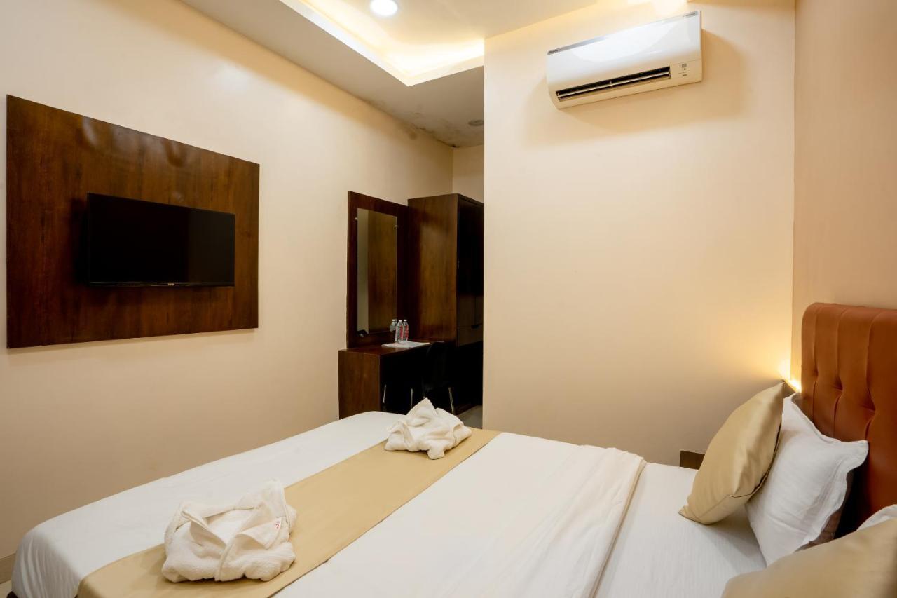 Hotel Empire - Near Mumbai International Airport Exterior photo