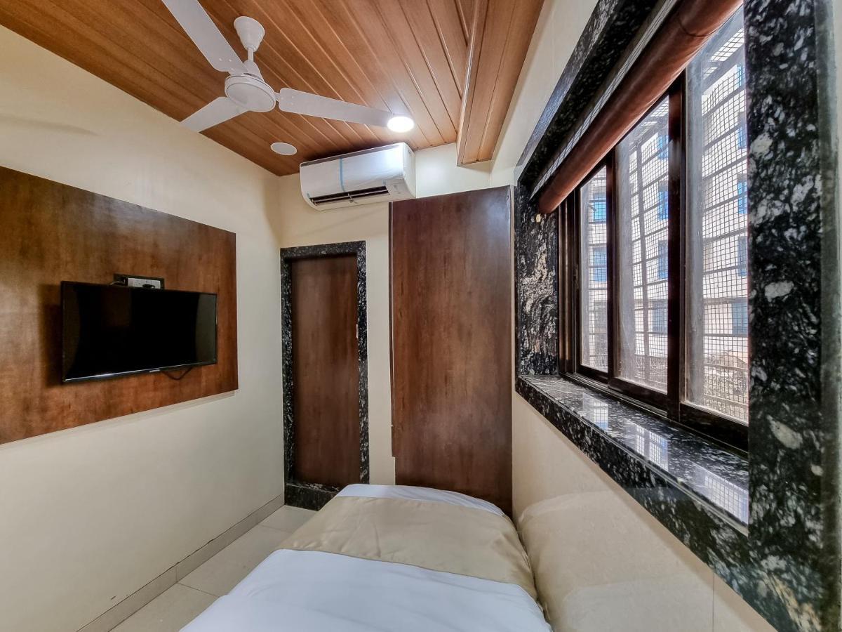 Hotel Empire - Near Mumbai International Airport Exterior photo
